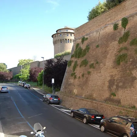 Vatican 3*