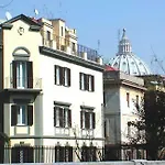Vatican Lägenhetshotell