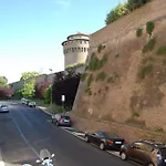Vatican 3*