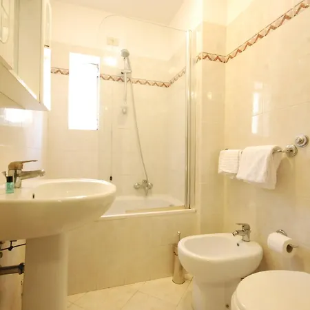 Apart Otel Vatican