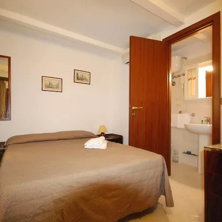 Aparthotel Vatican 3*