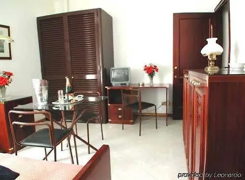 Vatican 公寓式酒店 3*