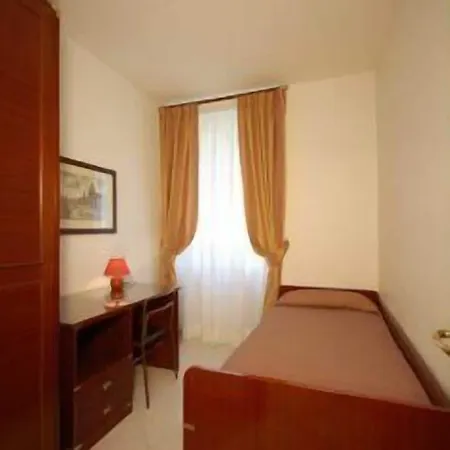Vatican Aparthotel 3*